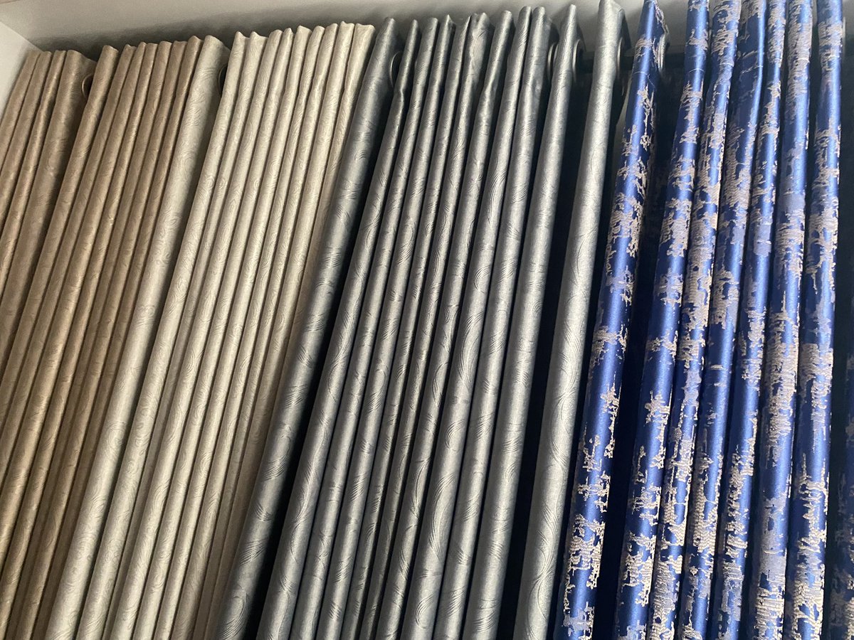As a bachelor what was that one thing which was expensive for you to buy when you moved out?For me Curtains killed me, l thought it’s $20 ended up luzing $160 hee lace what what.I don’t forget the trauma 😂😂😂