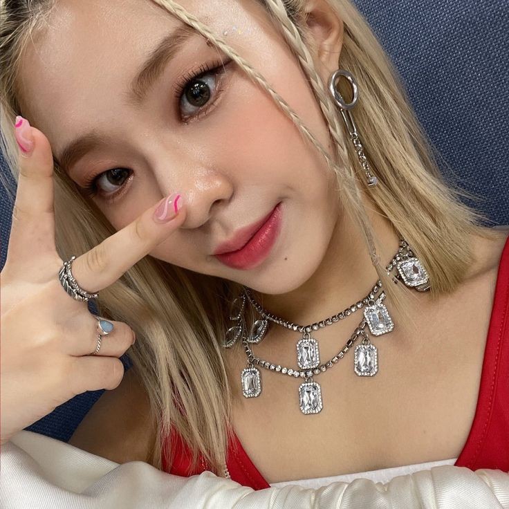 ichillincafe's tweet photo. ♡ new order ♡
order: cake 
for: @wizskz
from: chaerin @ichillin_km @I_m_chillin
message: “cheer up friendy” https://t.co/L7yZcGbkhr