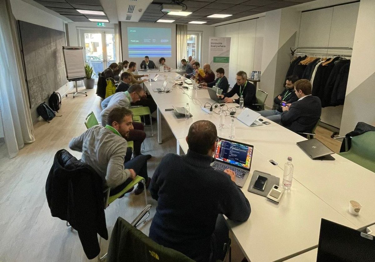 V Miláně se konala akce #SUSE4Partner. Během ní jsme měli možnost spolupracovat, sdílet znalosti a dozvědět se více o #SUSERancher prostřednictvím zajímavého workshopu věnovaného našim partnerům.

Jedna momentka níže. ⤵

#OpenSource #Kubernetes #containermanagement