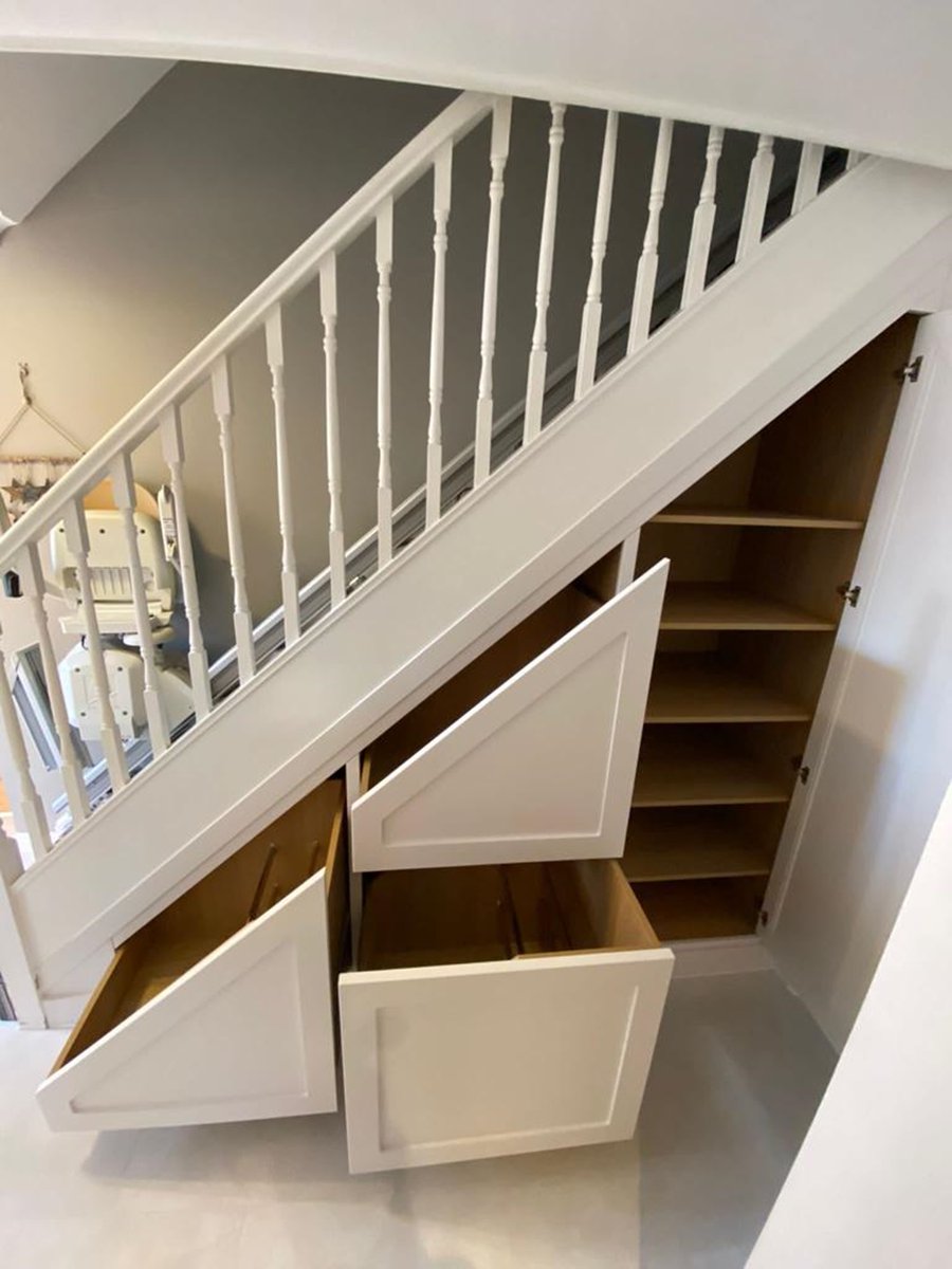 PriestFurniture's tweet image. Priest Brothers offer the perfect solution for your storage needs with our stylish &amp;amp; practical bespoke #understairstorage systems
•Excellent quality 
•Competitive prices
•Essex based 
•Family business established for over 70 years  ow.ly/PMht50J50Rn
#homestorage