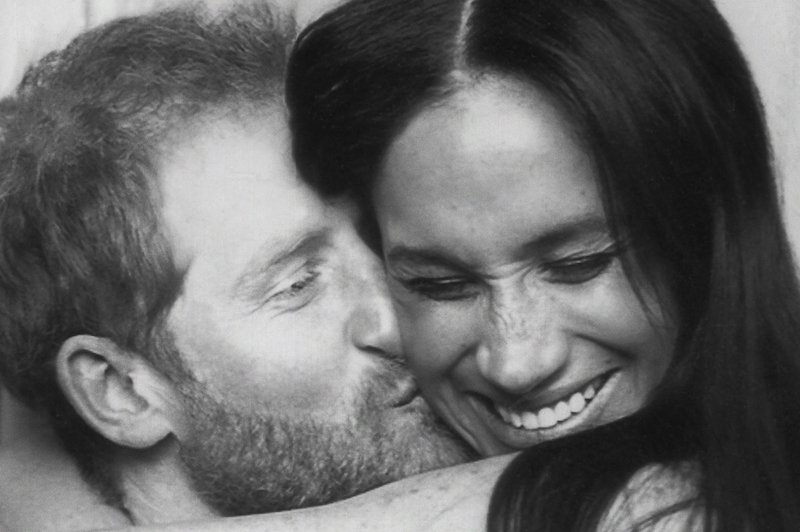 tvrecapsreviews's tweet photo. TV TONIGHT (December 8)
#HarryAndMeghan #MDLLA #ChristinaOnTheCoast #DoomPatrol #RHOM #TheBadGuys #Ruthless #SouthSide #ClassicHomes #SVU #MountainMen #SiestaKey #BrinkOfDisaster #Superstar #HellsKitchen #NFL #SoHelpMeTodd #HipHopHomicides #Branson
https://t.co/rC4ol1wrNJ https://t.co/2RrsK5Ab3H