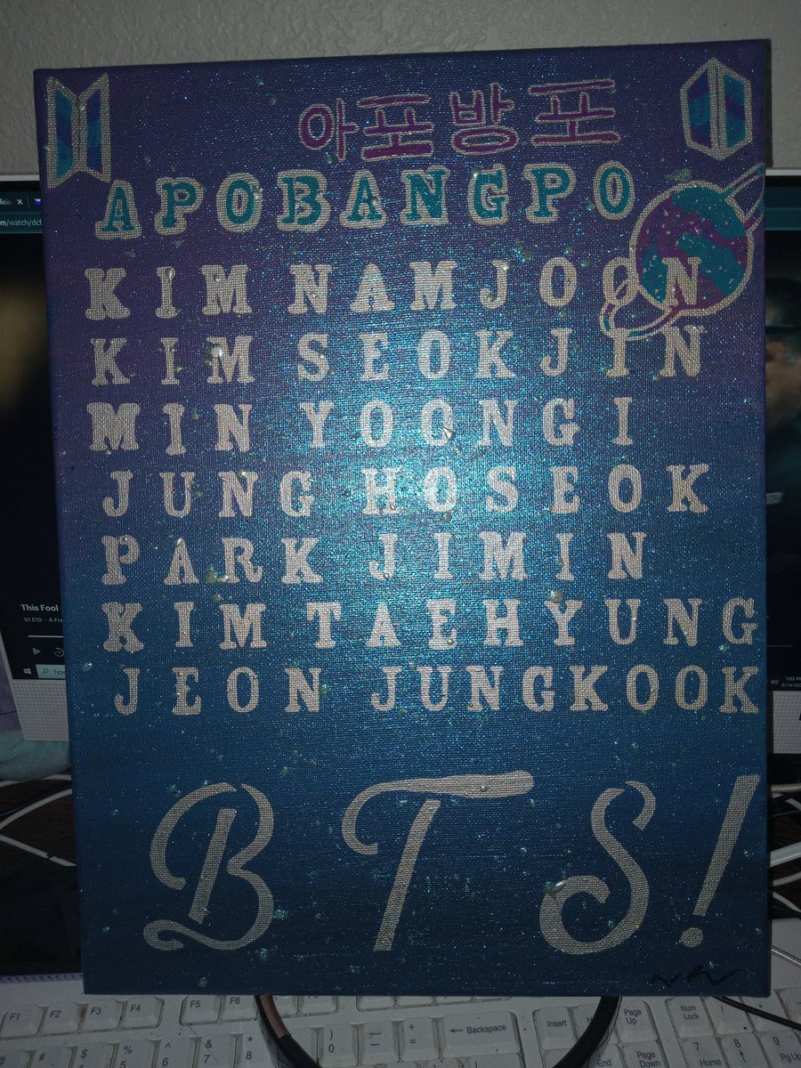 MangMaryBerry80's tweet photo. I love creating @BTS_twt related art. Painting helps my mental. I’m no where near the best at it but it’s fun and relaxing https://t.co/czab6oEuwL