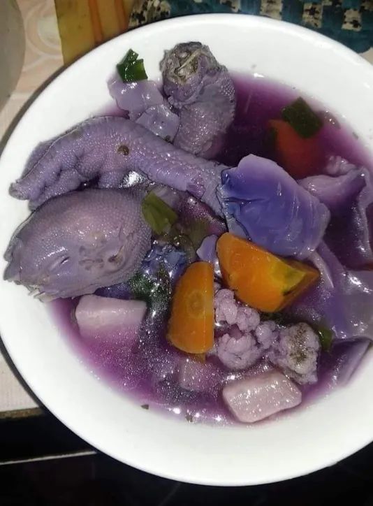 Mondaylee's tweet photo. Eat this or go to Jail? https://t.co/b0muMStVE2