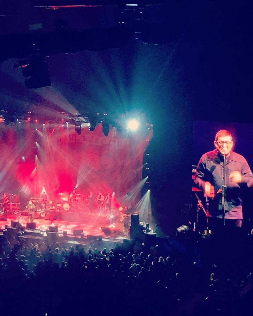 A spot of 80s/90s pop nostalgia in Nottingham on a Tuesday night with @milopcoys - Paul Heaton (without) Jacqui Abbott.  It turned out to be a cracking evening!

#paulheaton #paulheatonandjacquiabbott #nottingham #motorpointarenanottingham #thebeautifuls… instagr.am/p/Cl5pLzOAT-8/