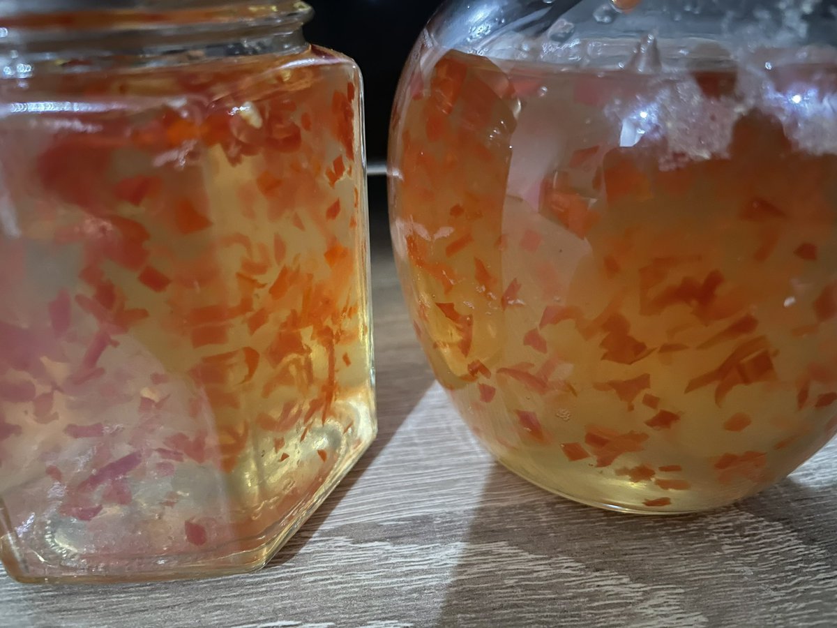 Helen_J_Meek's tweet photo. Picked up the amber nectar (chilli jam) yesterday from @bazila. Can’t wait to have it on a bacon bagel at the weekend x #bestjamever https://t.co/5atiJN0skM