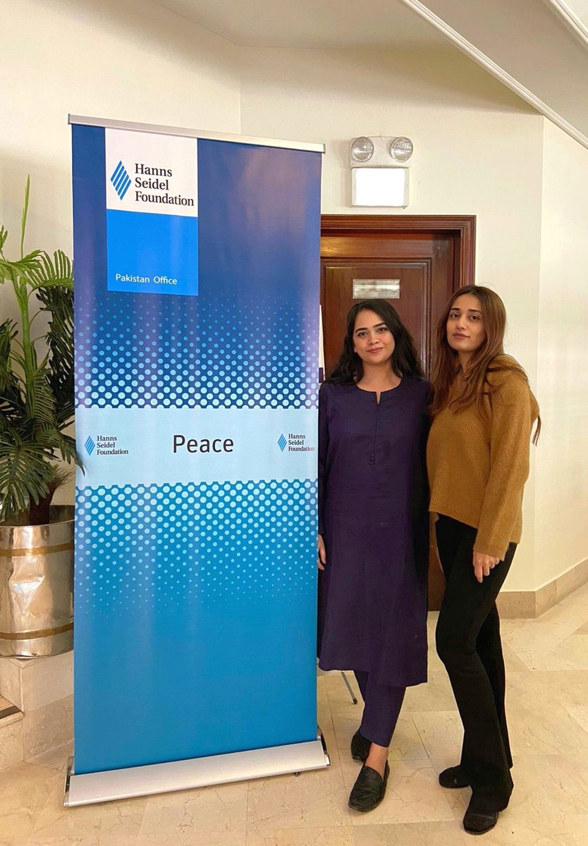 Aisha Zia Khan tweet media