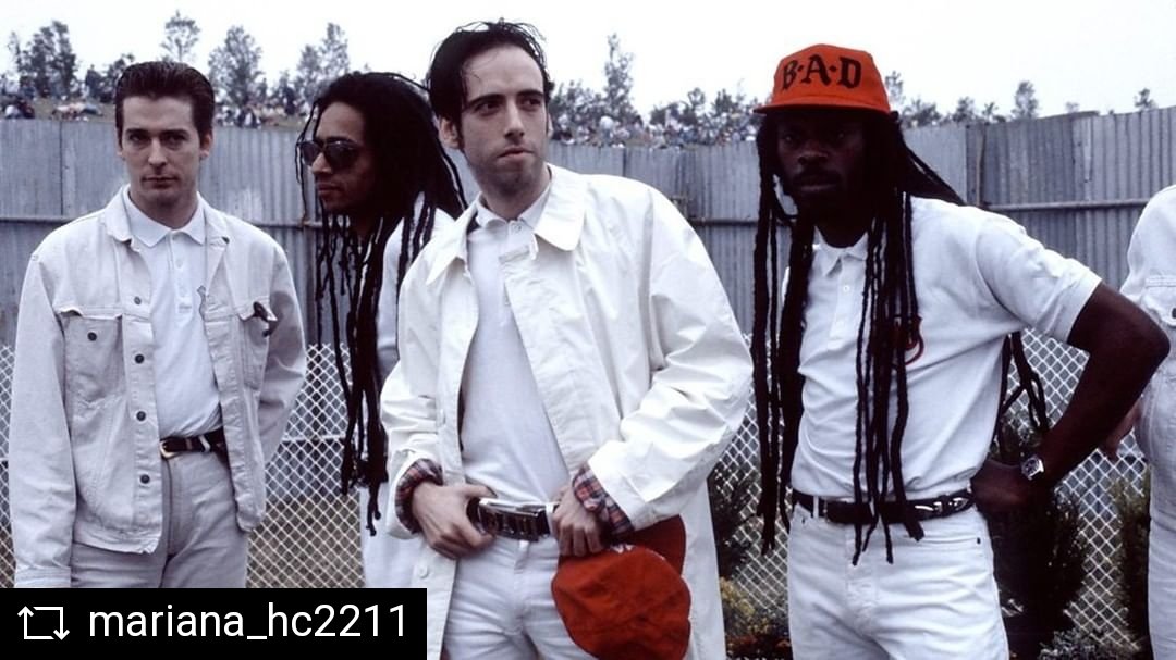 jnafr's tweet photo. #REPOST @mariana_hc2211 with @get__repost__app Big Audio Dynamite , January 01 , 1988 .
©️ Suzie Gibbons/Redferns
#mickjones #donletts #leowilliams #dandonovan #gregroberts #BAD #bigaudiodynamite #postpunk #alternativedance #dancerock #funkrock https://t.co/FBkji8QmD1