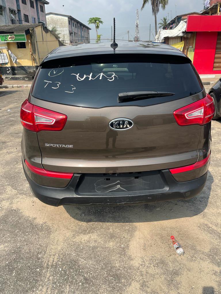 ArewaAuto's tweet image. PLS👏👏👏RETWEET 

FOR SALE!!!

KIA SPORTAGE 
YEAR:2012

PRICE:7M💰💰💰
LOCATION: LAGOS 
CONDITION: FOREIGN USED 

DUTY✅
DM📩
WHATSAPP📲08032629387
CALL📞08032629387 
#arewamotors #referandearn #luxury
