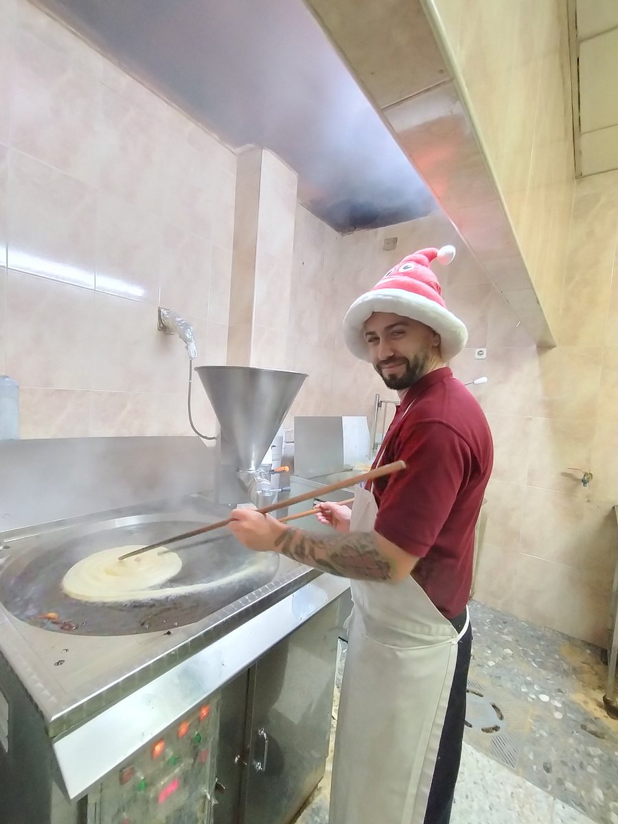 SGrapas's tweet image. Ya llego la navidad a la churrería!! 🎉☃️❄️