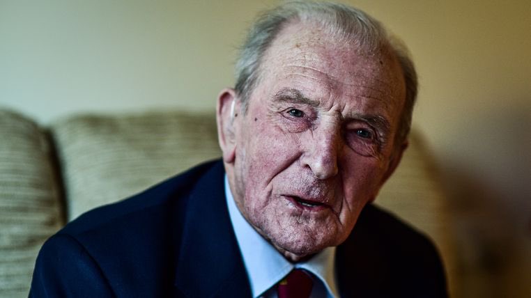 news.sky.com/story/last-sur…
Last surviving Dambuster, George Leonard 'Johnny' Johnson, dies aged 101 - report