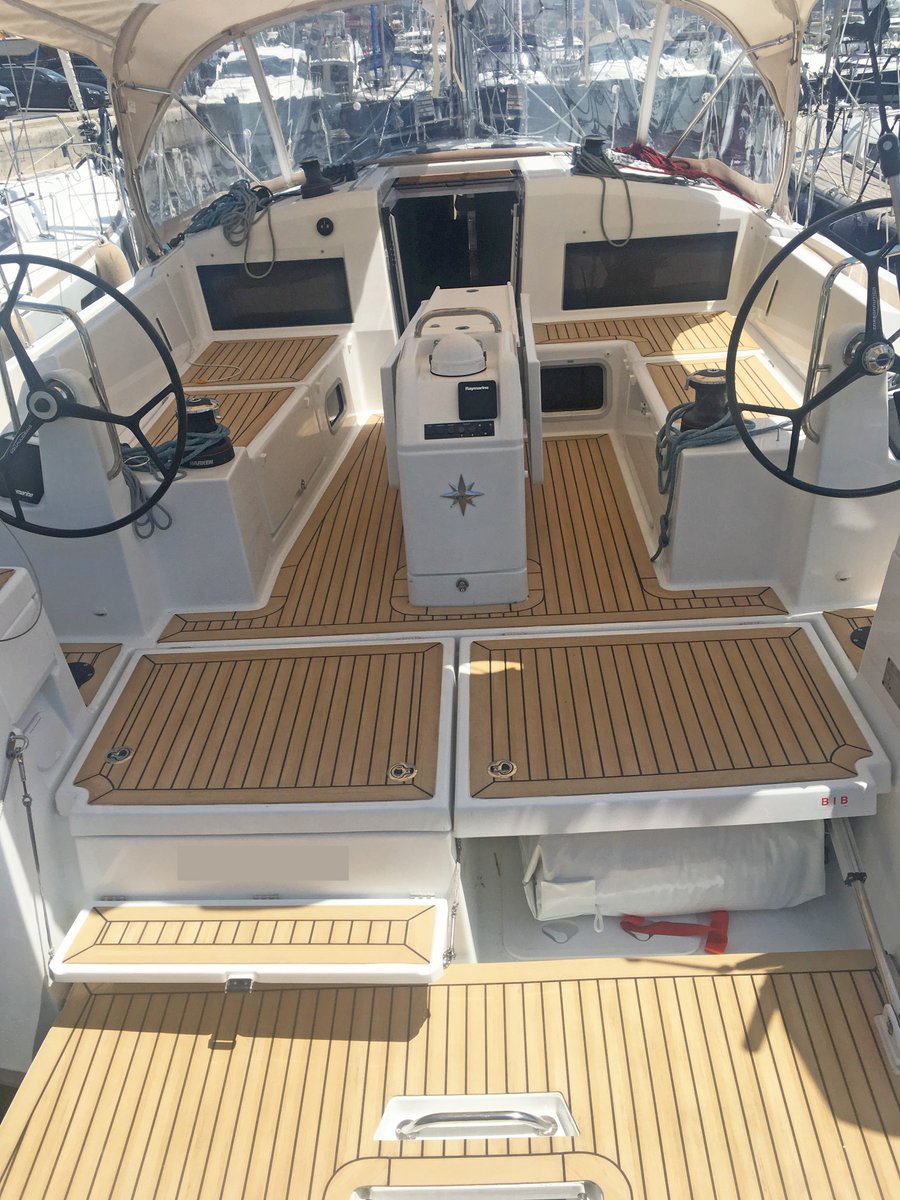 riviera_decking's tweet photo. Jeanneau Sun Odyssey cockpit
flexiteek boat flooring
#sailing #boatflooring #marinenonskid 
#flexiteek #rivieradecking #yachting https://t.co/71T2q3VMip