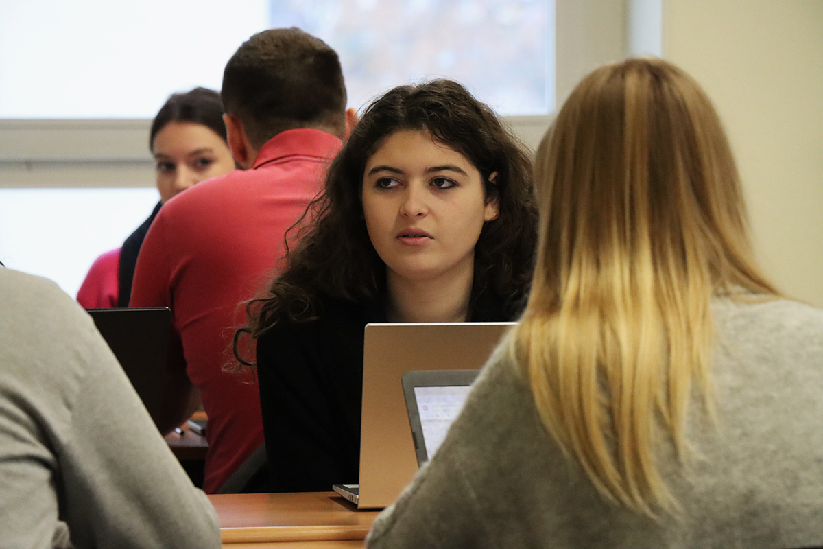 LeCnamGE's tweet image. Le #Cnamathon, c'est parti 🤯 ! À Nancy, Reims, Strasbourg et Mulhouse, 500 de nos alternants vont devoir penser le "Logement du futur" 😎🏠
#innovationpeda #alternance #formation #challenge