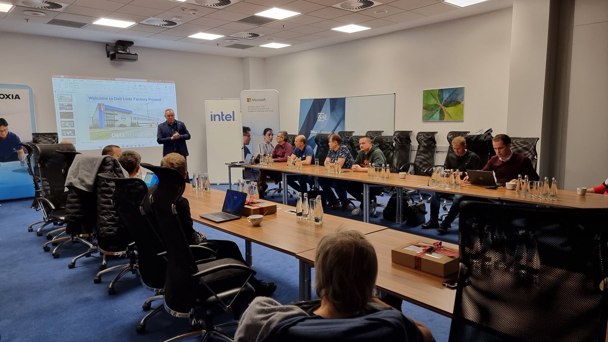 Kolejny sukces #DellTechHeroes w Polsce! 30+ <a href="/DellTechPartner/">Dell Technologies Partners</a> zawitało do fabryki Dell w Łodzi, gdzie będziemy mowic o najnowszych technologiach IT. #Iwork4Dell