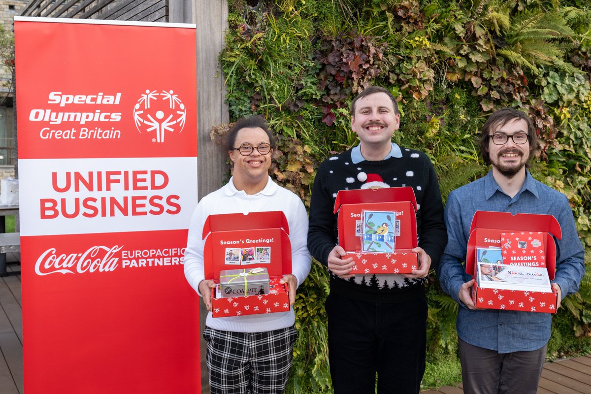 SOGreatBritain's tweet image. 𝑼𝒏𝒊𝒇𝒊𝒆𝒅 𝑩𝒖𝒔𝒊𝒏𝒆𝒔𝒔 𝑷𝒓𝒐𝒋𝒆𝒄𝒕 ✅

Our Unified Business Christmas Gift Boxes are complete and sold!

Thank you @CocaColaEP for your amazing support in the project with @MichaelBeynon7 @Art2021Cool @niallguitesogb4 ❤️

📝 bit.ly/3Y725fN

#InclusionInAction