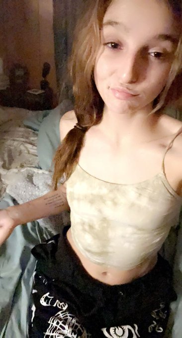 Need the hype help me out ;) https://t.co/EWzaA276pZ