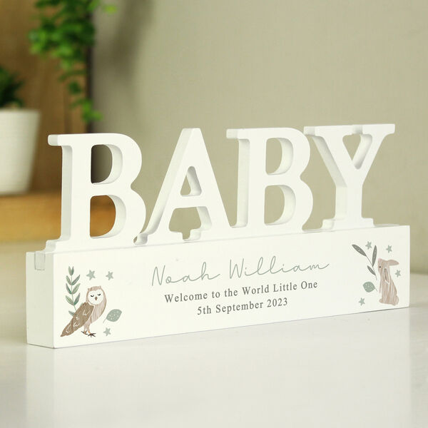 This Personalised Woodland Wooden Baby Ornament is a great gift to celebrate a new baby and would make a perfect addition to the nursery.  bit.ly/3Fp6LGL