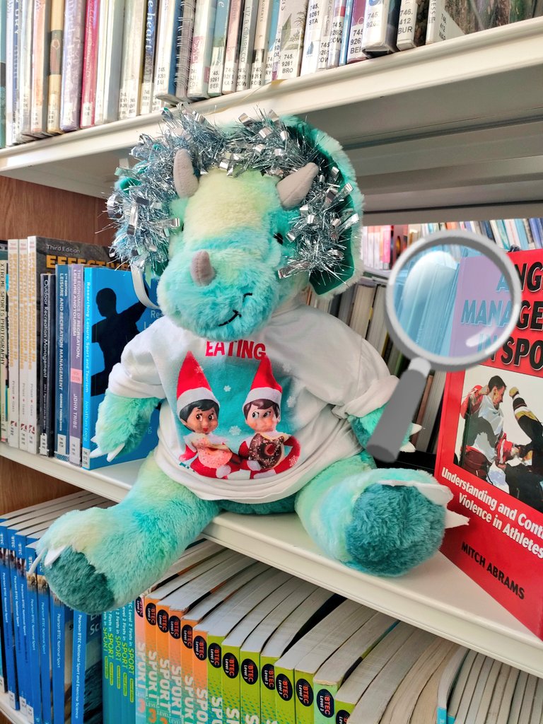 RHC_Library's tweet photo. Digby has been racing around the shelves with his magnifying glass, trying to find the library elf. He's determined to be the first to find him!🔍

If you're faster than Digby, you could win a prize😉 Head down to the library to find out more... https://t.co/GuCC26llam