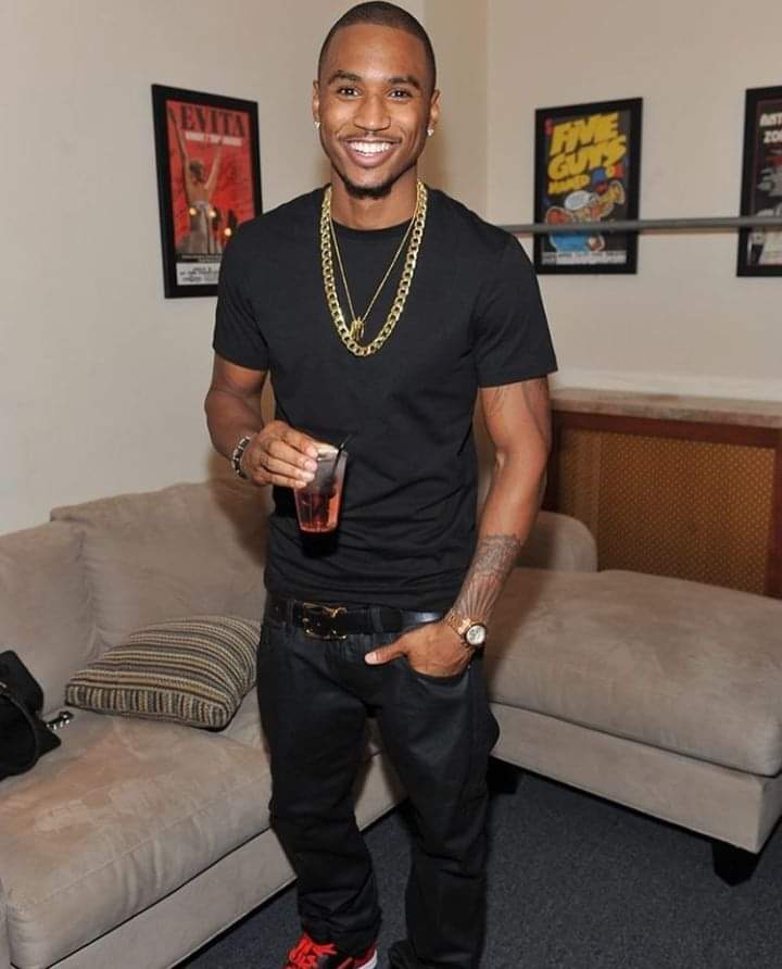 LadyJay005's tweet photo. Because I'm obsessed over this smile 😌😍 https://t.co/0nCyfqQmdo