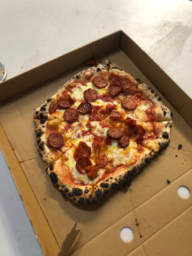 ProvisionActive's tweet image. It was great having Veloce Fresco Pop Up Pizzas into the provision to deliver a pizza class to our students. Students loved making and eating the pizzas. Future pizzaiolo in the making.