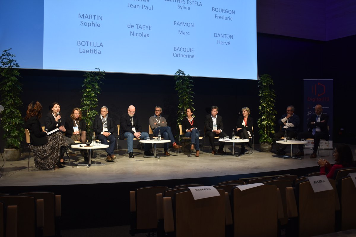 #TransfoDigitaleDay, rencontres  de la transformation digitale au service des métiers, a démarré ce matin à @LaCite_eu à #Toulouse💻
Catherine Pommier d'<a href="/ADOCC_/">AD'OCC</a> a lancé cette 5e édition avec une conférence plénière et des experts filières🎤
Animation par <a href="/PrixCils/">Priscille Lacombe</a>