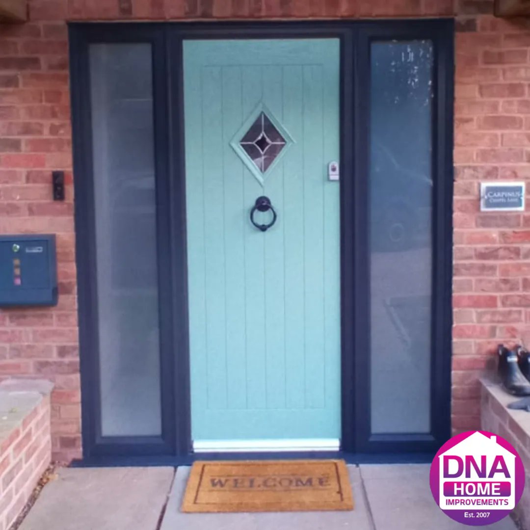 dnahomeimprove's tweet photo. Welcome your guests with a brand new door this winter! 

Call 📞01270 848610 to book your FREE QUOTE 

#NewDoors #CompositeDoors #UPVCDoors #FrontDoors #EnergyEfficientDoors #HomeImprovements #HomeReno #HomeOwners #Crewe #Cheshire https://t.co/jeIveVHK4V