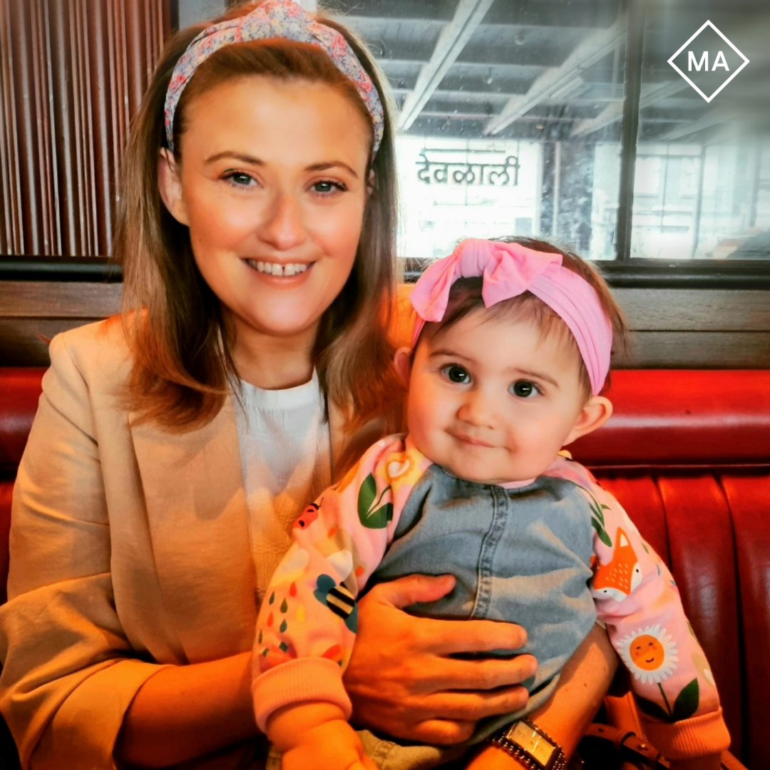 Let's take a moment to appreciate how cute this photo is 🥹

Ash is back 6 months from #MaternityLeave check out her advice here 👉🏼 l8r.it/bMpZ

If you're looking to find a role where you can achieve a #worklifebalance reach out to #MasonAlexander ✌🏼