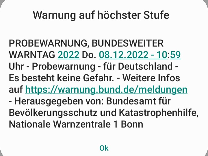 IgSchiri's tweet photo. Irgendwie erschreckend, wenn Sirenen durch die ganze Stadt heulen. #Warntag2022 #Alarm #Testlauf https://t.co/nsAcz327cc