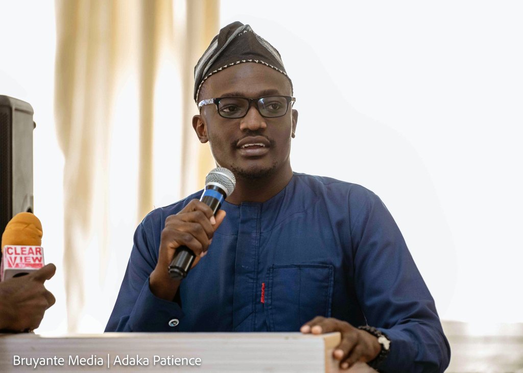 reallovekure's tweet photo. I was privilege to anchor the Men Summit yesterday with @youthhubafrica full support to stop violence against Women and Girls
#africa #endfgm #endviolenceagainstwomenandgirls #mensummit #inspirator #People4Change #green4eco #AAN #ARO #unwomenng #spotlightinitiative
@ActionAidNG https://t.co/nbL4juamsb
