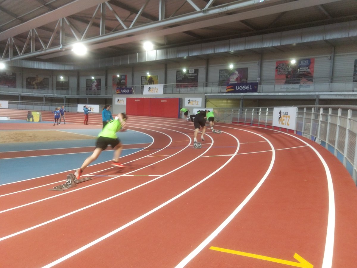 UGSELGrandEst's tweet photo. 👍Territorial d'athlétisme en salle à @MairiedeMetz. 🥇Des belles perfs de nos jeunes pour se qualifier pour les nationaux #UGSEL de @nantesfr . @regiongrandest @JeanROTTNER @UGSELnationale @UgselMoselle  @horythierry @FrancoisWerner1 @FFAthletisme #athletisme #sportscolaire https://t.co/xjxmWpaWSd