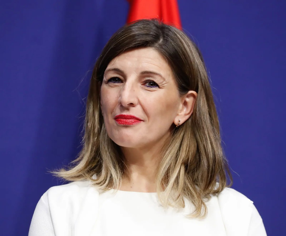 RubenHood15M's tweet photo. Datos para tu cuñado en la cena:

-En el año 2014 el paro era del 23,7% con Fátima Báñez (PP)

-En el año 2022 el paro es del 12,7% con Yolanda Díaz (Unidas Podemos)

Comparte, demos argumentos. https://t.co/TuqvYmjEbP
