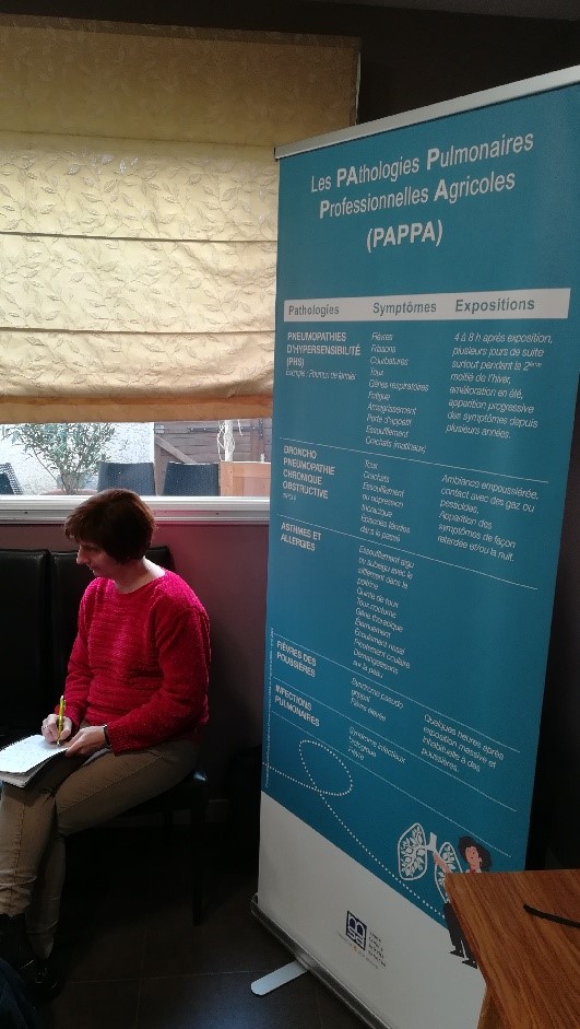 RAgricoles's tweet photo. ▶️ EN DIRECT DE SEVEUX (70)

👥 Réunion d'information sur les maladies respiratoires en #agriculture par le médecin du travail de @RAgricoles et le service de #prevention des risques professionnels de la @MSAFRANCHECOMTE https://t.co/fsBwhb1L7B