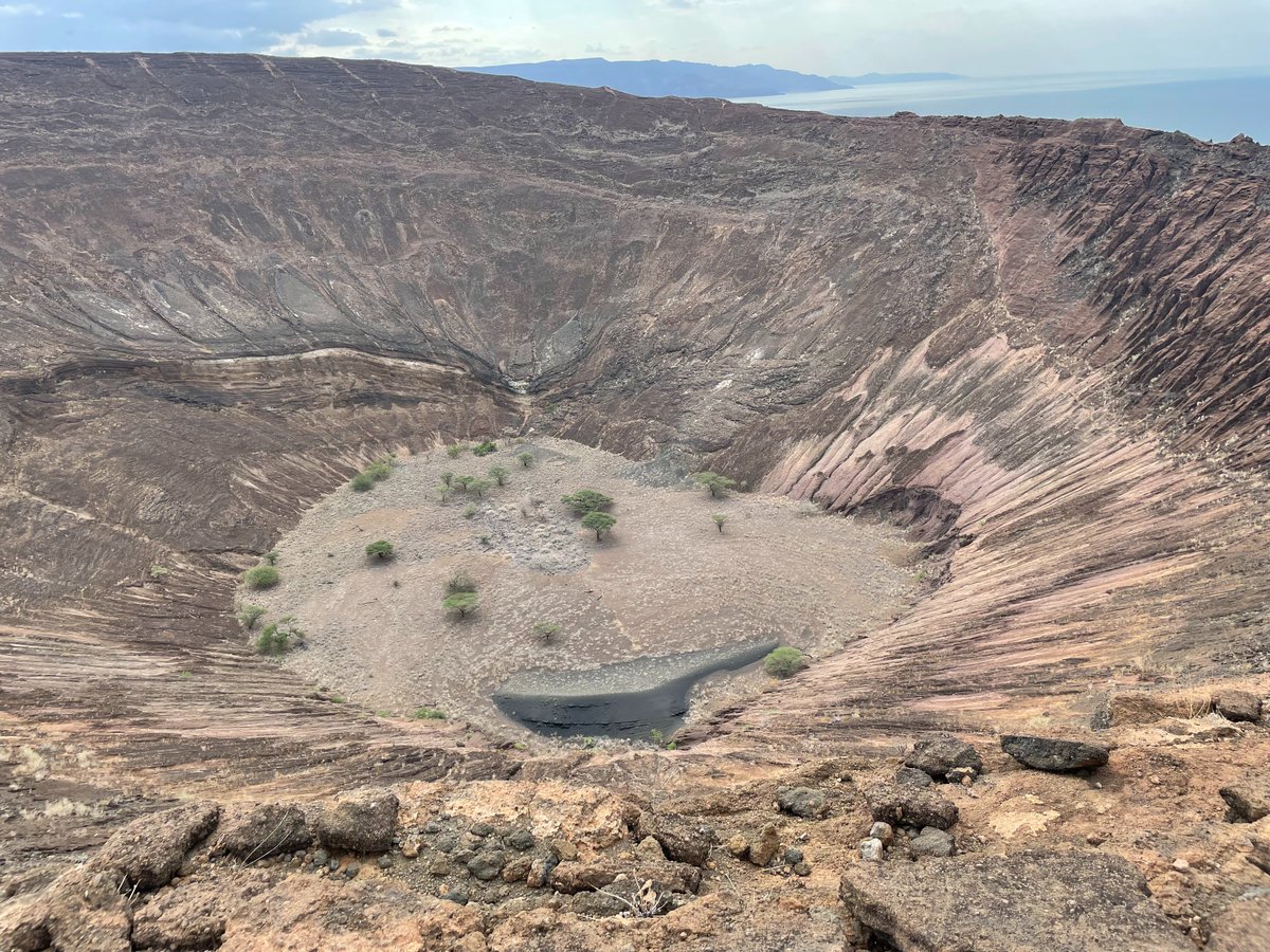 🇰🇪  Treasure Hunt Northern Kenya: Exploring the magnificent South Island National Park & Naboiyatom Crater🥰🏝️ 🚤⛵
#MagicalKenya #TembeaKenya #ShotsOfKenya #LakeTurkana #TreasureKenya