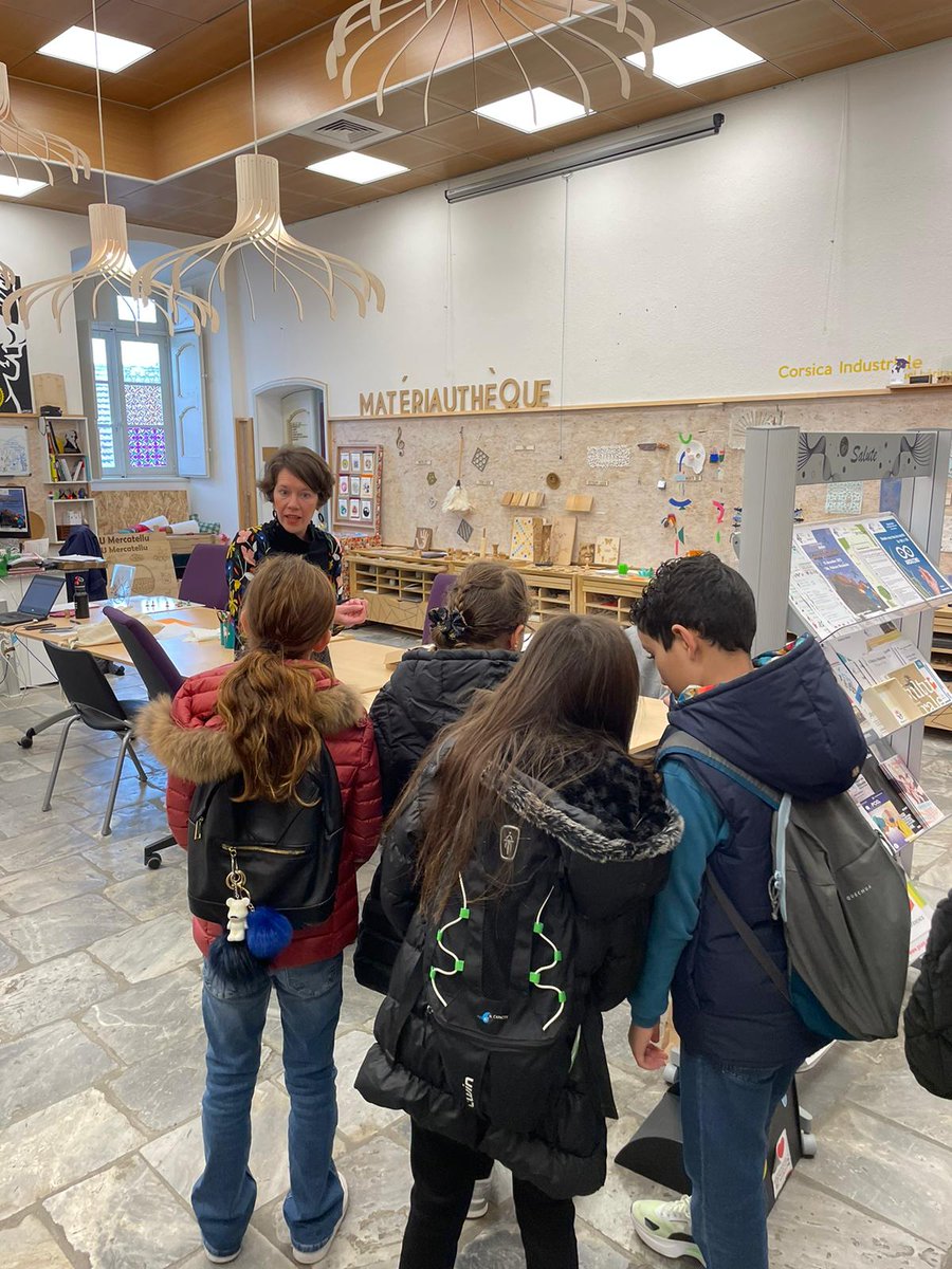 UnivCorse's tweet photo. Un groupe s'est rendu au @MuseedelaCorse et un autre à la découverte du @fablab_corti 🧐 https://t.co/gYIpQAb5TI