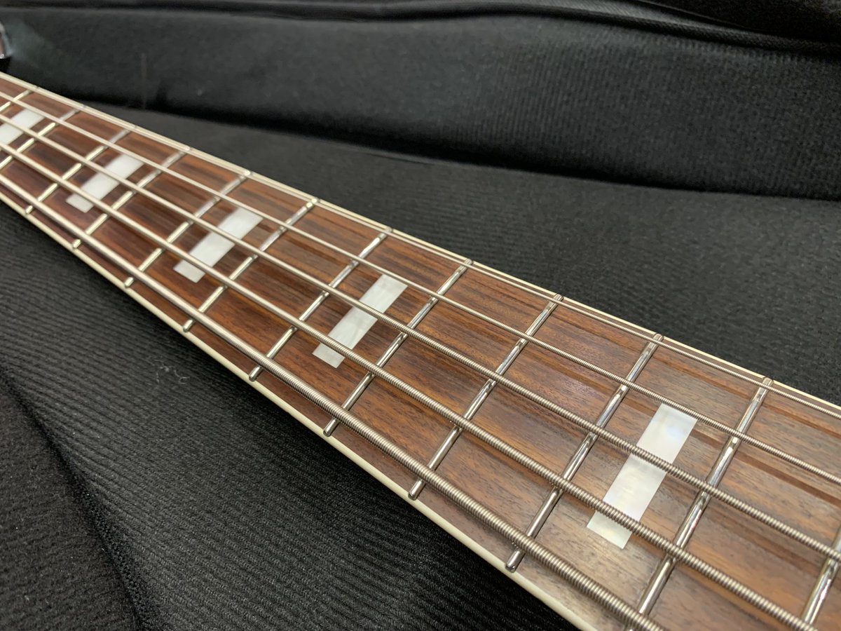 Hamachan_1968's tweet photo. 今日もFret Butterは大活躍✨

#FretButter #フレットバター #KillerGuitars #キラーギター #木定楽器店 #木定で買おう #広島 https://t.co/FnGIMb4bdL