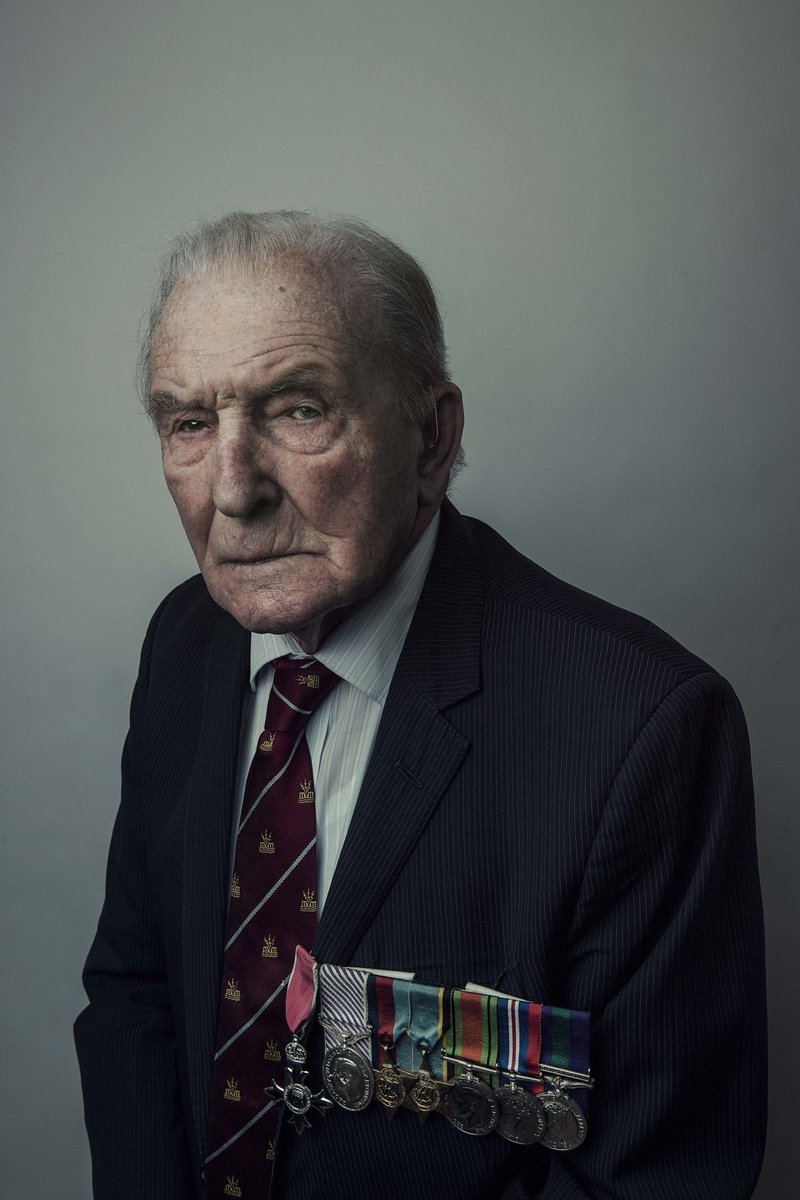 andyweekesphoto's tweet photo. Really sad to hear the news that the remarkable George ‘Johnny’ Johnson has died, the portrait shoot with him, with his stories and the odd whiskey, is one of the highlights of my career. RIP 
#LastDambuster #portraitphotography #GeorgeJohnnyJohnson #johnnyjohnson #RAF https://t.co/rZAhivcRaM