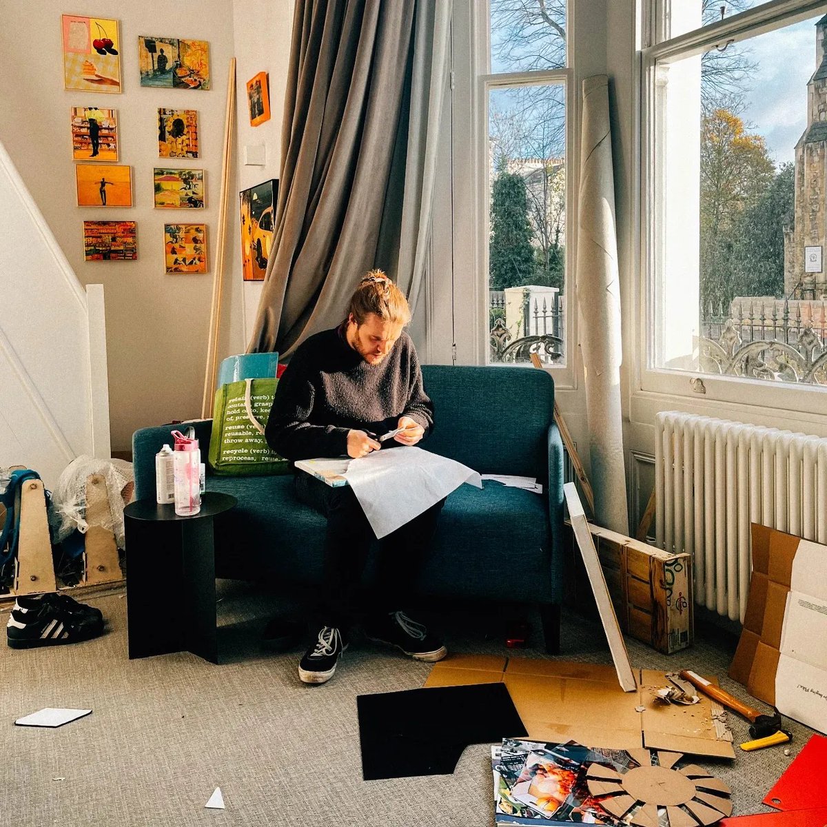 HyphaStudios's tweet photo. On a chilly bright morning, stay in and make art like Patrick Stratton and Harry Cartwright in their Primrose Hill studio residency @masonfifth #supportingartists #freestudios #liveworkspace https://t.co/ERpS3Qrndr