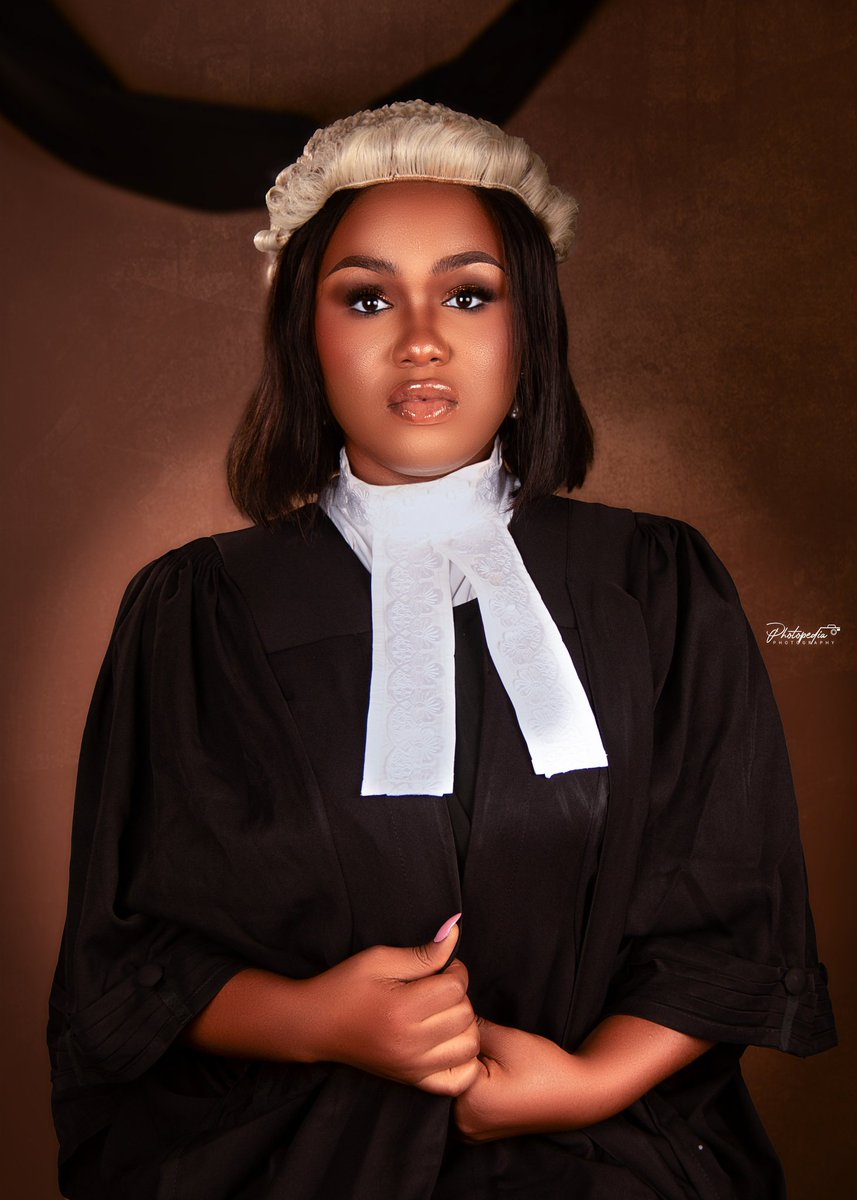 diekpezu's tweet photo. Graduated from secondary school in 2015
Registered for and passed the JAMB examination the same year.
Proceeded for Post UTME…
On the 24th day of August, 2015, was the eve of her exams when Dad passed on…
Mary had given up on writing, and we had to borrow Angelic tongues to https://t.co/MDG2Ls0qmv
