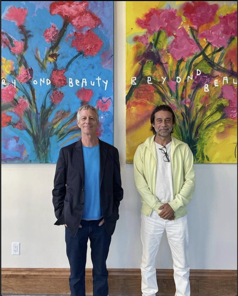 maskworldx's tweet image. We have always been innovators. We believe in art as a platform to create new and exciting experiences. In our years, we’ve worked on many ways to innovate the art world and boy are we excited for the new age of art!