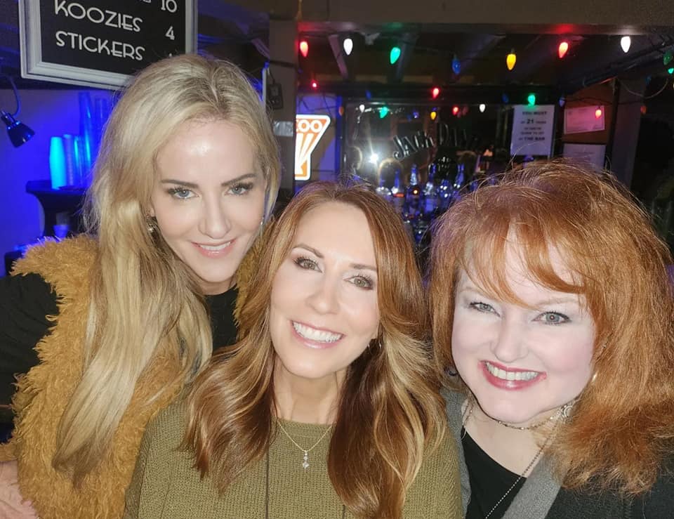 pamelafurr's tweet image. With my chick friends at last night's #sixwire Christmas concert at @3rdandLindsley @thekellyford