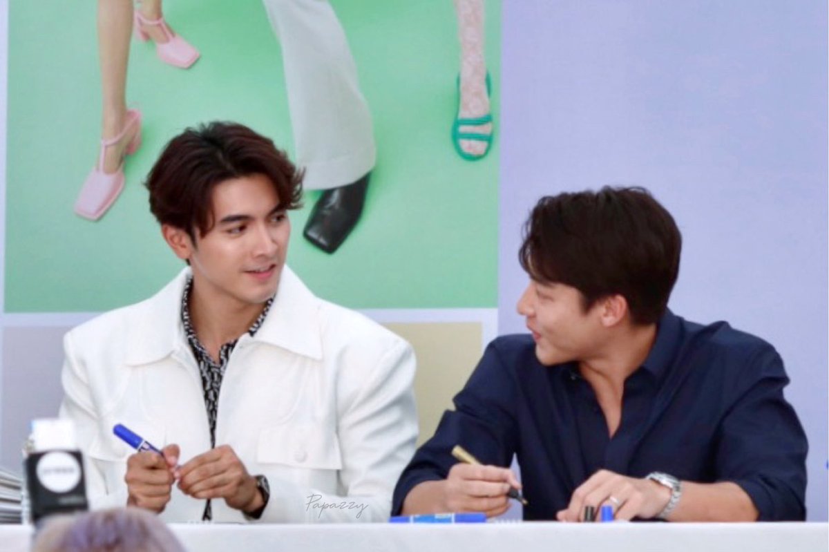sisternongpon's tweet photo. น้องภณ &amp; พี่หมาก 😊
#pon_nawasch
#markprin 
#ปฏิทินช่อง3ปี2566 https://t.co/VAD37PwJaA