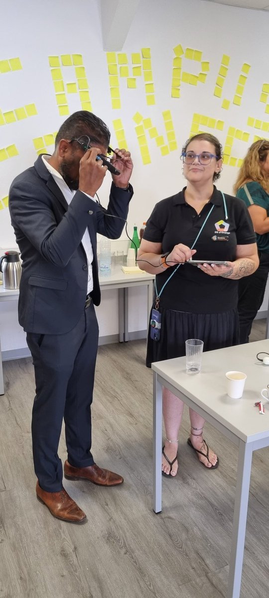 Daniel Ramsamy (@danielramsamy) on Twitter photo #THD Mobile #5G <a href="/OrangeReunion/">Orange RĂ©union</a> Ă St-BenoĂźt, au Village ConnectĂ©, avec le maire <a href="/patriceselly/">Patrice Selly</a>, de Ridwane Issa, VP de la <a href="/CIREST_Officiel/">CIREST Officiel</a> . La #5G est essentielle pour les #Innovations et le dĂ©v. eco. du territoire ...<a href="/MEDEFReunion/">MEDEF RĂ©union</a> <a href="/Region_Reunion/">RĂ©gion RĂ©union</a> <a href="/CCIReunion/">CCI Ăle de La Reunion</a> <a href="/Prefet974/">PrĂ©fet de La RĂ©union</a> #THD Mobile #5G <a href="/OrangeReunion/">Orange RĂ©union</a> Ă St-BenoĂźt, au Village ConnectĂ©, avec le maire <a href="/patriceselly/">Patrice Selly</a>, de Ridwane Issa, VP de la <a href="/CIREST_Officiel/">CIREST Officiel</a> . La #5G est essentielle pour les #Innovations et le dĂ©v. eco. du territoire ...<a href="/MEDEFReunion/">MEDEF RĂ©union</a> <a href="/Region_Reunion/">RĂ©gion RĂ©union</a> <a href="/CCIReunion/">CCI Ăle de La Reunion</a> <a href="/Prefet974/">PrĂ©fet de La RĂ©union</a>