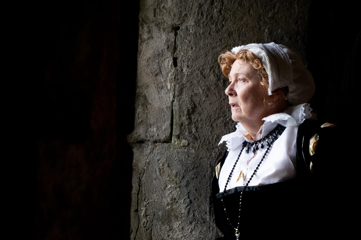VisitBuxton's tweet photo. Join Discover Buxton Tours for a #royal appointment next week and experience an Audience with Mary Queen of Scots.

📅 Wed 14 Dec
🕢 2pm-3pm
📍 Old Hall Hotel
🎟️ £15

To book, call 07530 457755.

#Buxton #HighPeak #PeakDistrict #Derbyshire #heritage #MaryQueenofScots #MQOS https://t.co/3UCaTynXY7