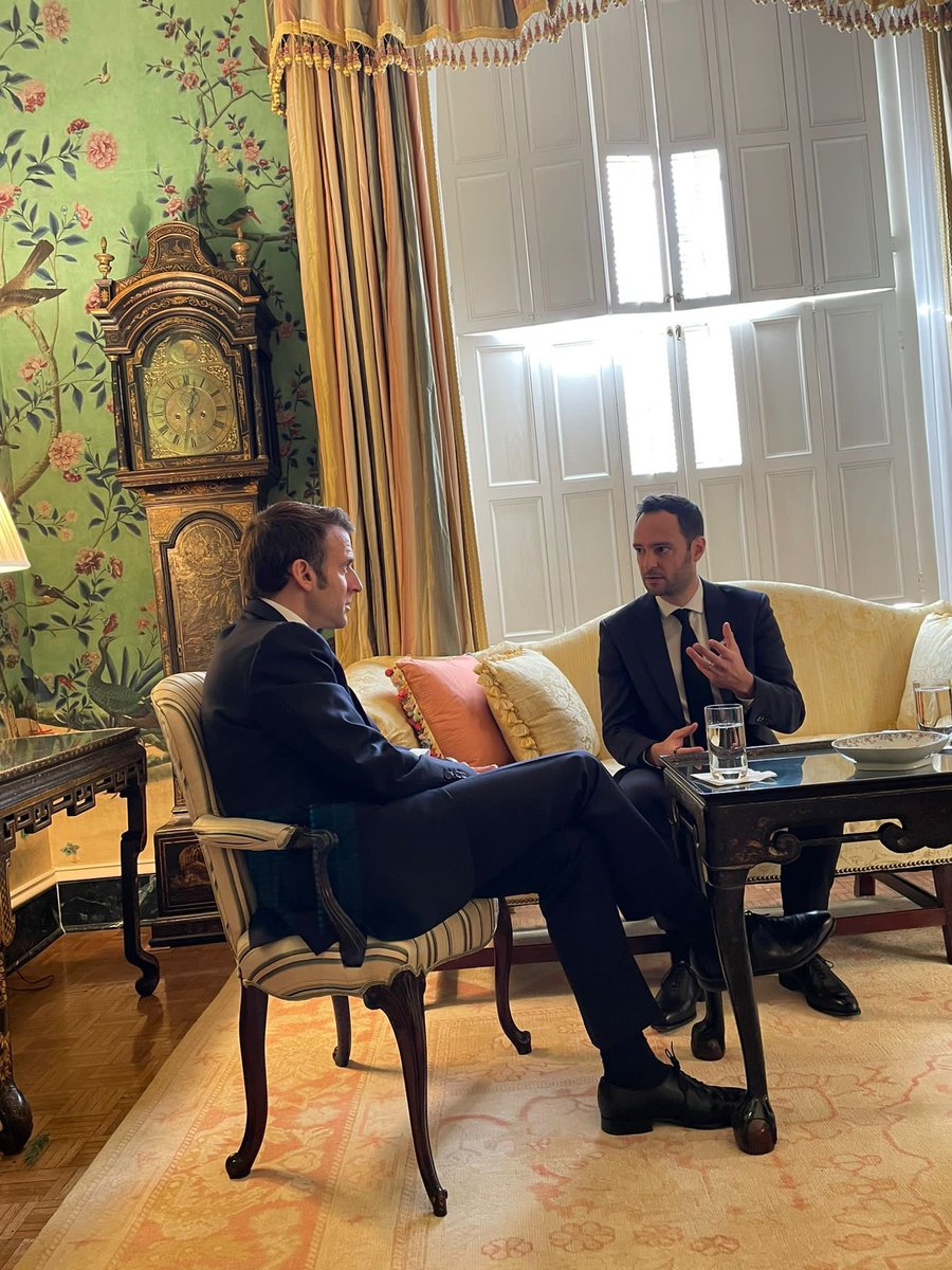 🇫🇷 is building the tech giants of tomorrow. Our President, our government changed the rules of the game to unleash a wave that will foster 100 000’s of jobs and tremendous value creation. Web3 &amp; Sports will lead the way. I’ve had the honor to chat about it with <a href="/EmmanuelMacron/">Emmanuel Macron</a>