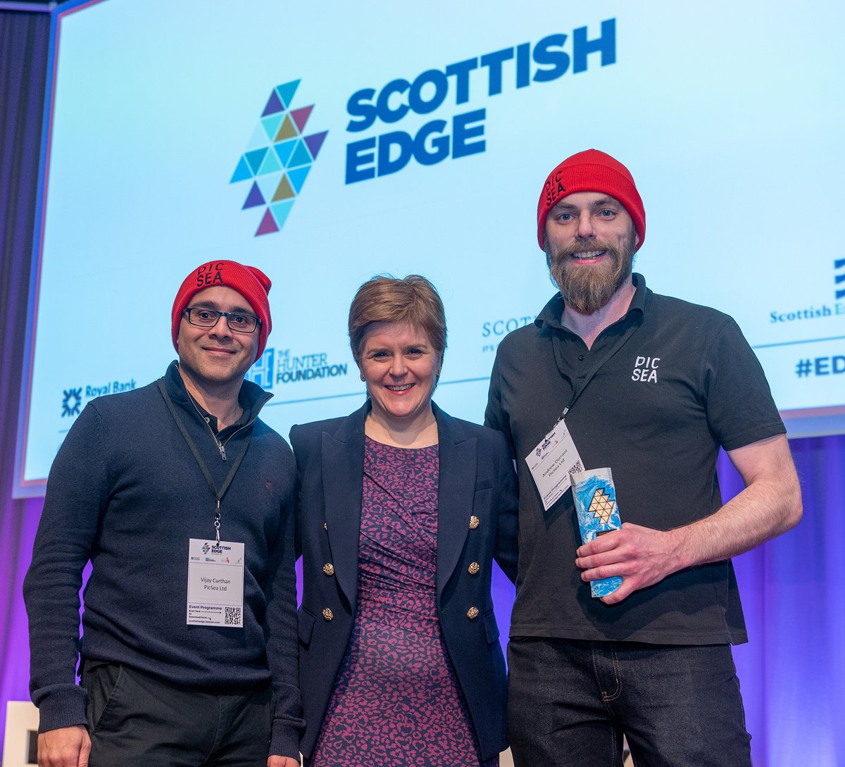 First Minister (@scotgovfm) on Twitter photo Last night, First Minister <a href="/NicolaSturgeon/">Nicola Sturgeon</a> delivered a keynote speech at the <a href="/ScottishEDGE/">Scottish EDGE</a> Awards in Edinburgh.
The 20th round of awards, which identify and support Scotland’s up-and-coming entrepreneurial talent, saw an investment of £1.5 million go to Scottish businesses. Last night, First Minister <a href="/NicolaSturgeon/">Nicola Sturgeon</a> delivered a keynote speech at the <a href="/ScottishEDGE/">Scottish EDGE</a> Awards in Edinburgh.
The 20th round of awards, which identify and support Scotland’s up-and-coming entrepreneurial talent, saw an investment of £1.5 million go to Scottish businesses.
