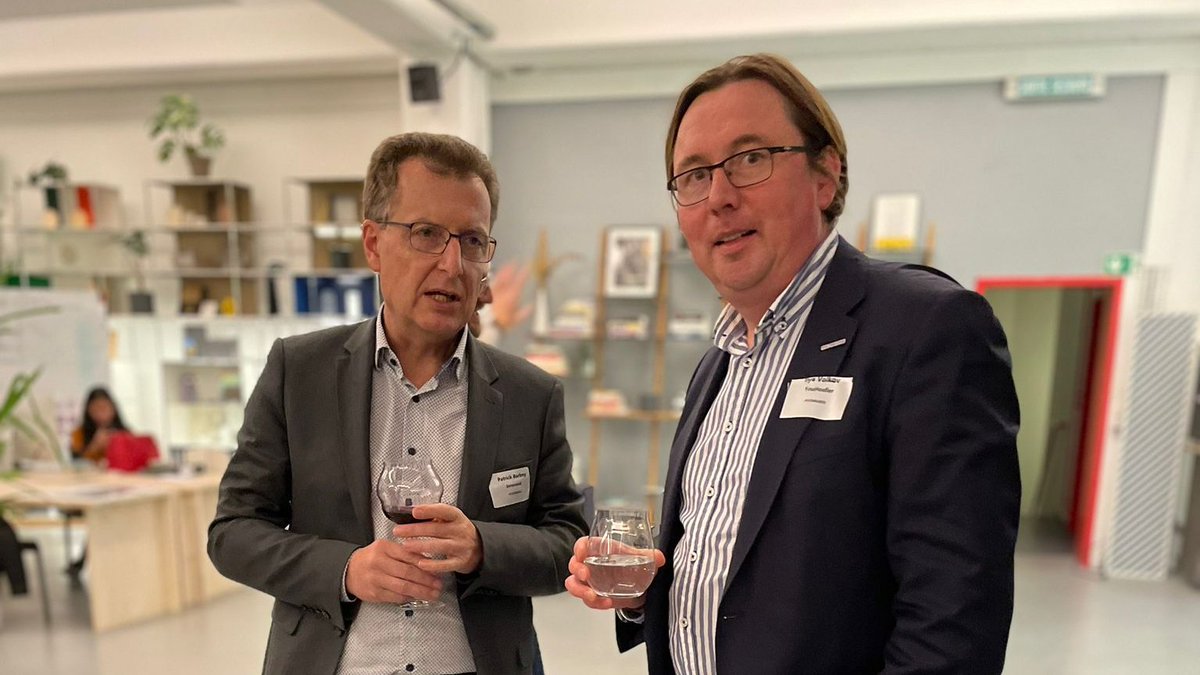 Tuesday was our last "scale-upéro" of the year, combined with the Innovaud ambassadors' evening 🥂 Take a look at the pictures with the <a href="/ScaleUpVD/">Scale Up Vaud</a>  community, some pre-scale-ups and 2 ambassadors! #VDTech #SwissTech #ScaleUp #Vaud #event