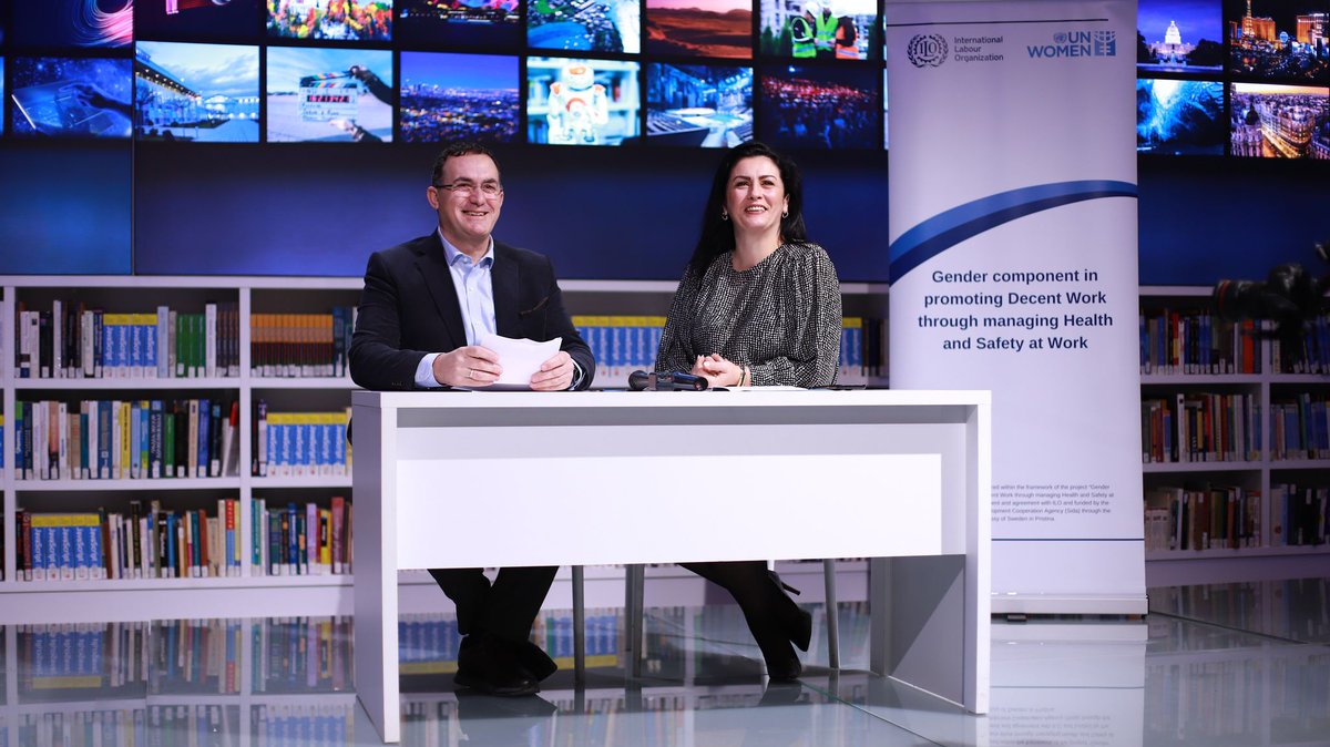 Rector of the UBT, Prof. Dr. Edmond Hajrizi with the director of UN Women for Kosovo, Vlora Nushi, signed the declaration of commitment to the United Nations Principles for the Empowerment of Women, at the UBT Innovative Science Park.