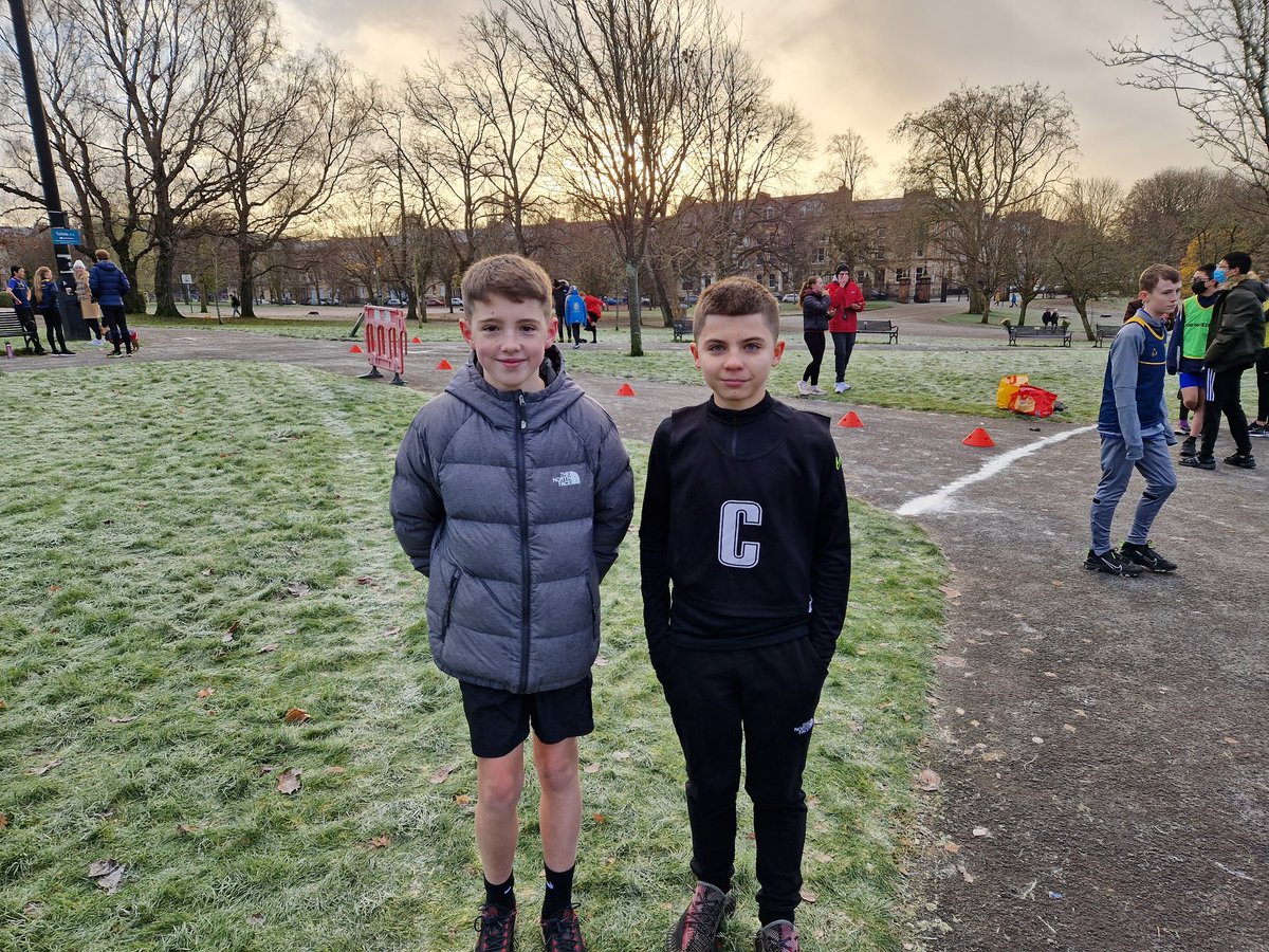 SGGArdsgoil's tweet photo. Great team spirit and support for each other! #relay #spors #issinnesgg @activeschoolsGA @mrmaccorquodale https://t.co/2YtlfhFWtG