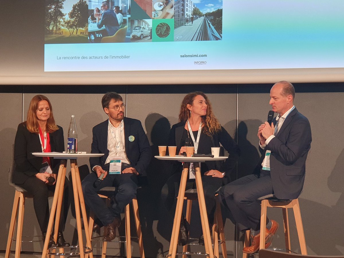 [#c21endirect #SIMI2022] Ouverture de la conf "Massifier la construction #bascarbone : la voie des pionniers" où nos experts parleront aussi bien neuf que réhabilitation, avec <a href="/cedricborel/">Cédric Borel</a> <a href="/IFPEB/">Institut Français pour la Performance du Bâtiment</a> "L'histoire s'écrit. La #RE2020 est une innovation mondiale." 
Rdv salle 342A