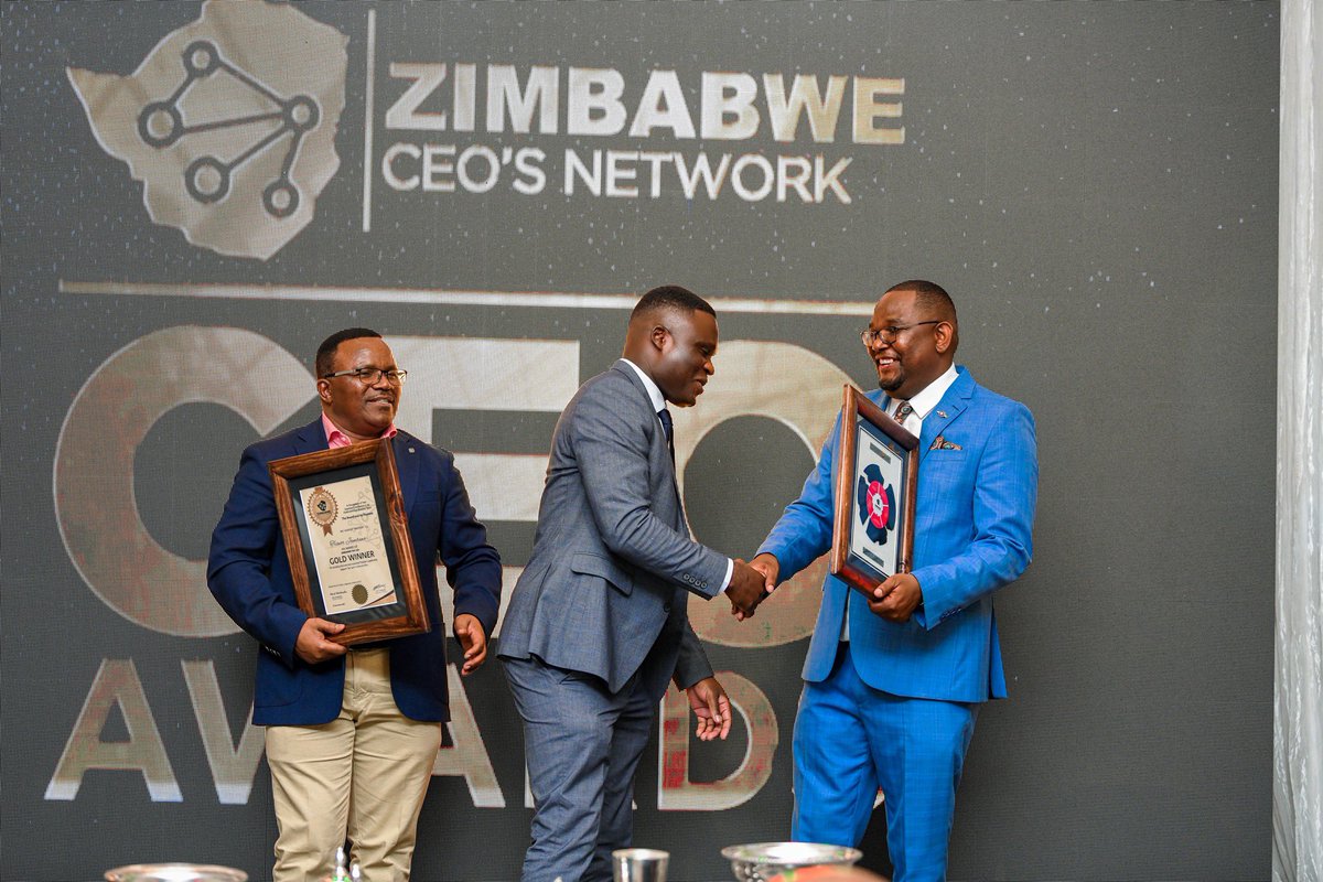 TowjamR's tweet photo. Your Award winning towing company @TowjamR Thanks to our CEO and the Zimbabwe CEO Network https://t.co/Gj9JVQe8bw
