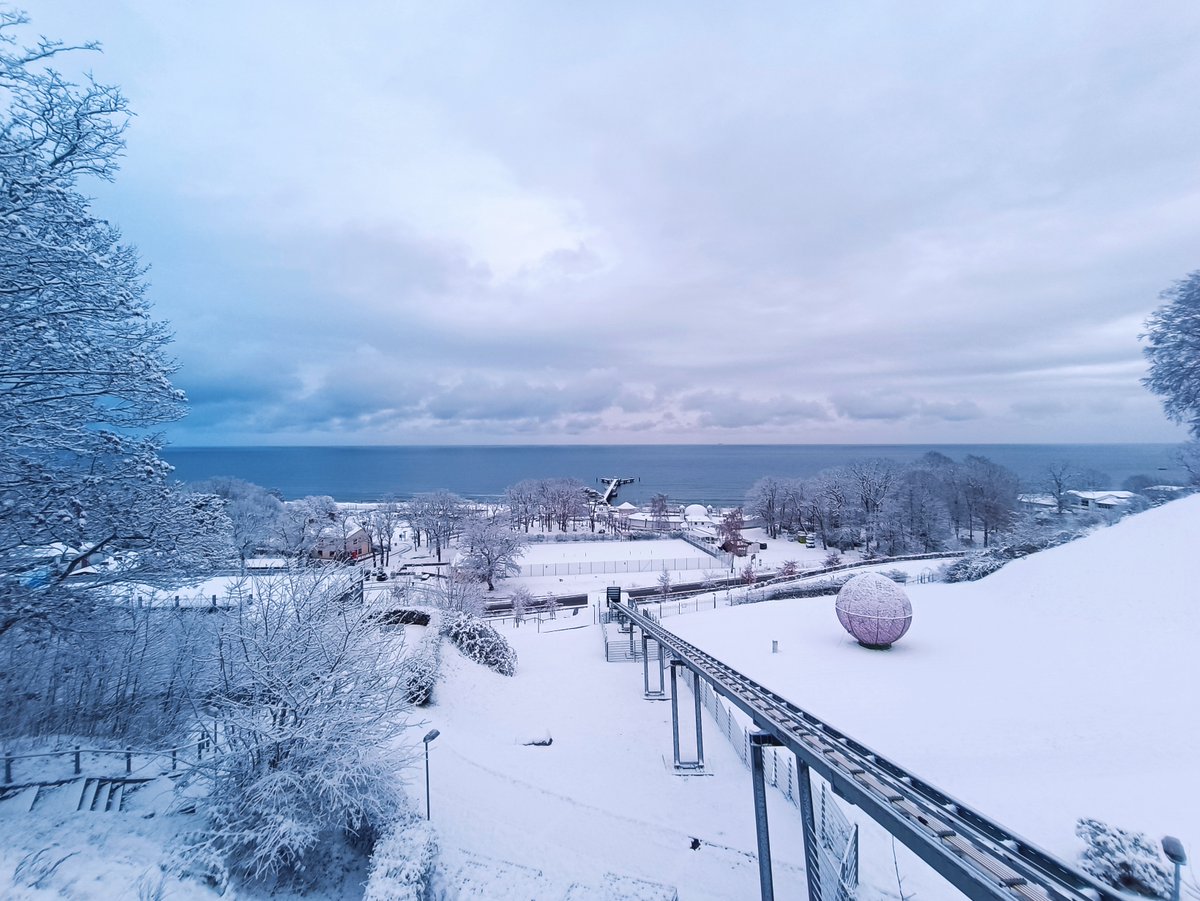 Herrliche Winterlandschaft im Ostseebad #Göhren auf der Insel #Rügen ...